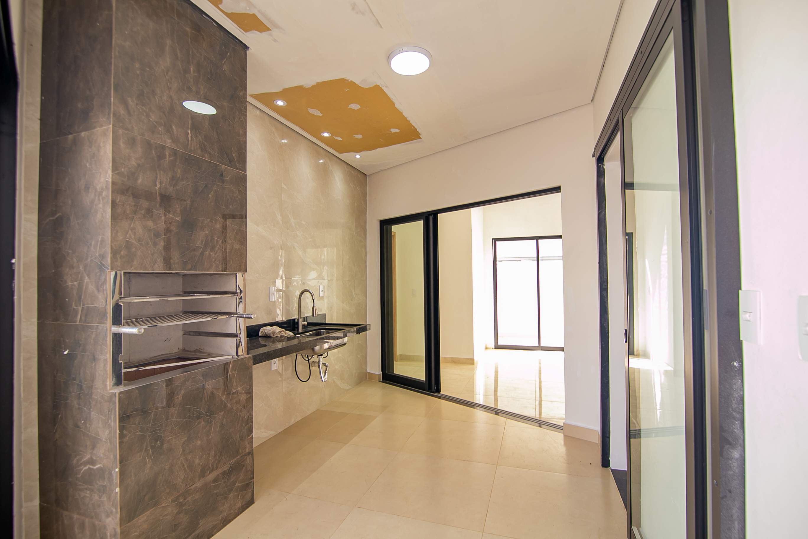 Área gourmet com churrasqueira